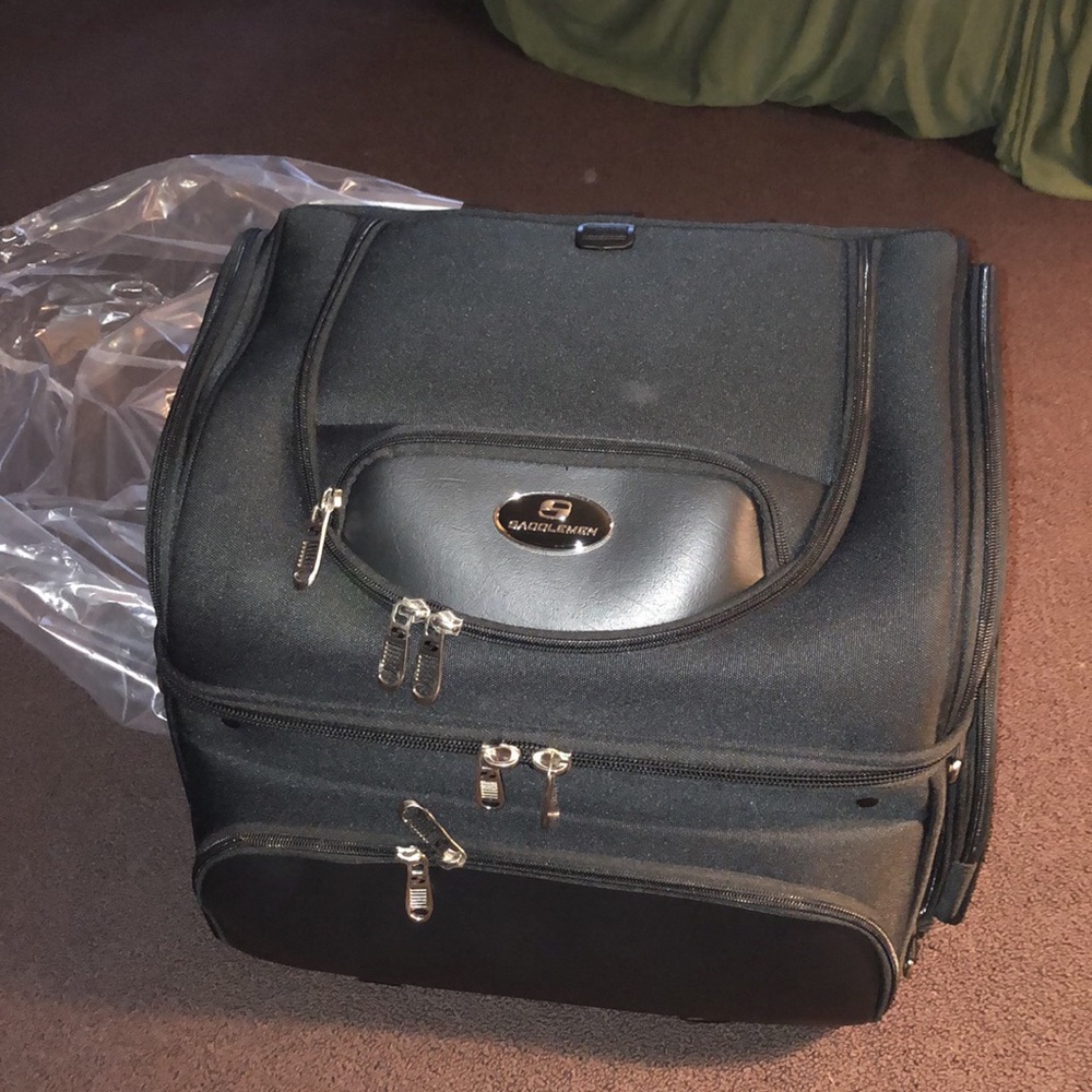 Saddleman voyager bag for a motorcycle brand new